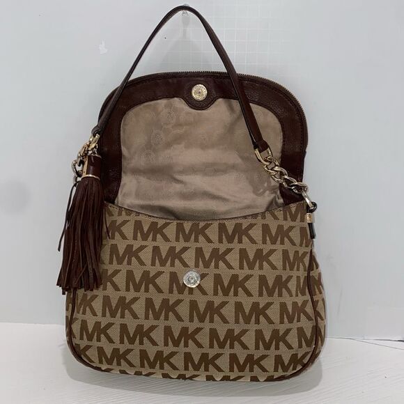 Michael Michael Kors Brown Canvas Foldover Jet Set Signature Shoulder Bag - Picture 3 of 17